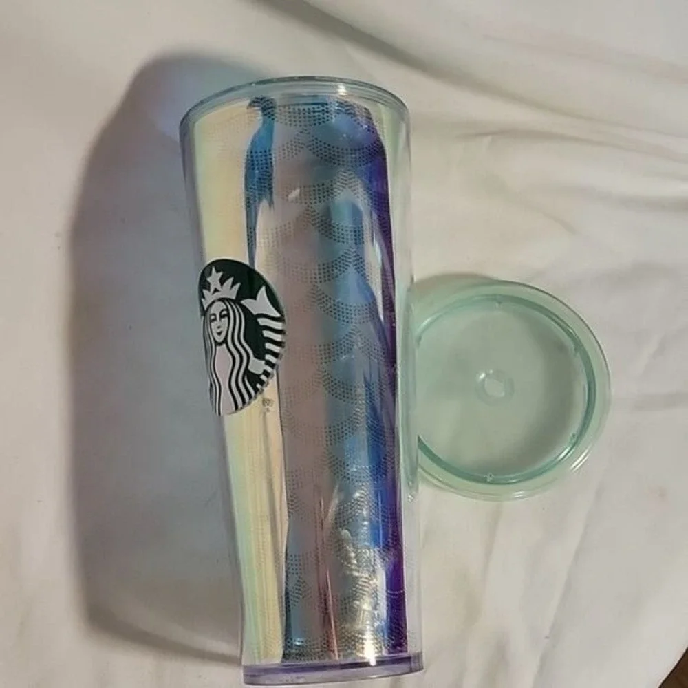 Starbucks Iridescent Tumbler Cold Cup Mermaid‎ Scale Texture 24 fl oz mermaid